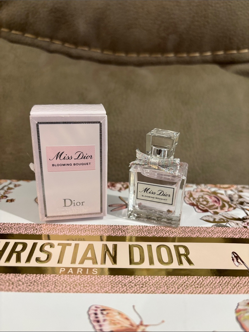 Dior Miss Dior Blooming Bouquet Eau De Toilette. Pretty Bow! Travel size. 🌺